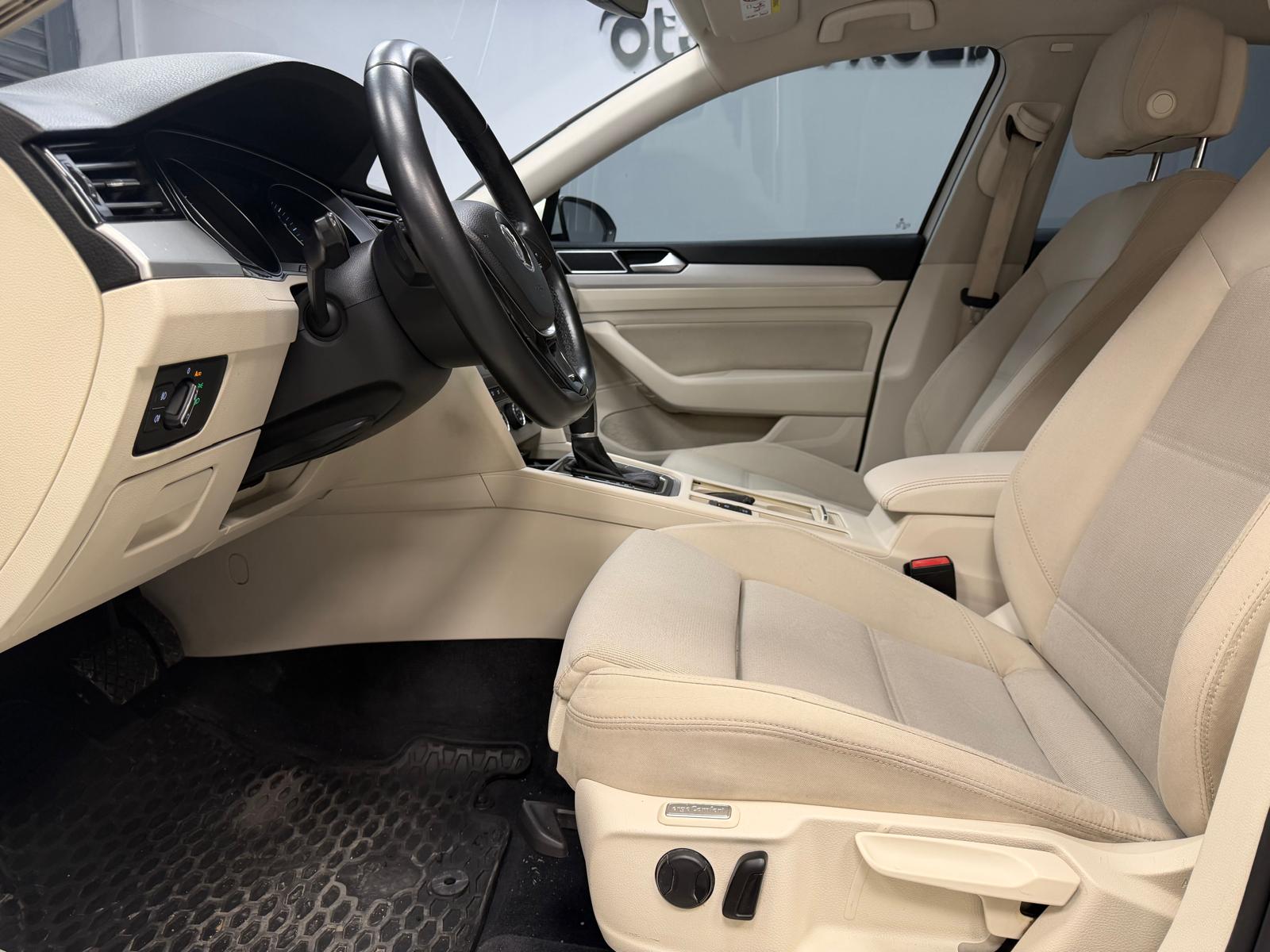 VOLKSWAGEN PASSAT 18